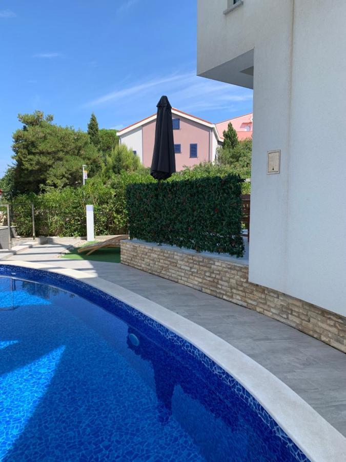 Villa Legacy 2 Novalja Eksteriør billede
